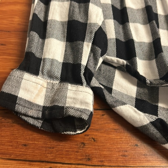 GAP Buffalo plaid Ruffle Popover Blouse Black and white buffalo check  size M - Picture 6 of 11